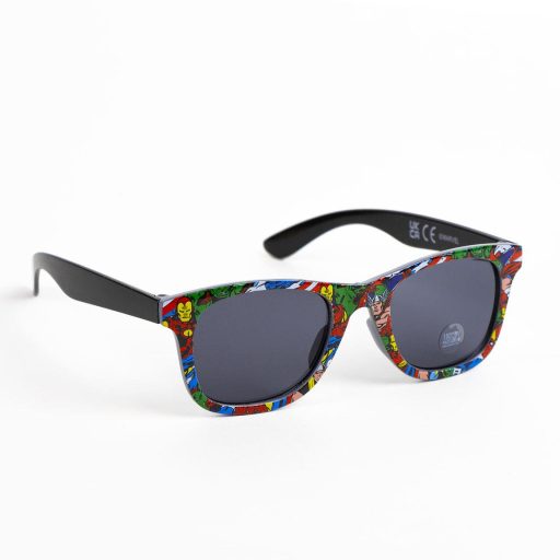 Bosszúállók Red napszemüveg és baseball sapka szett